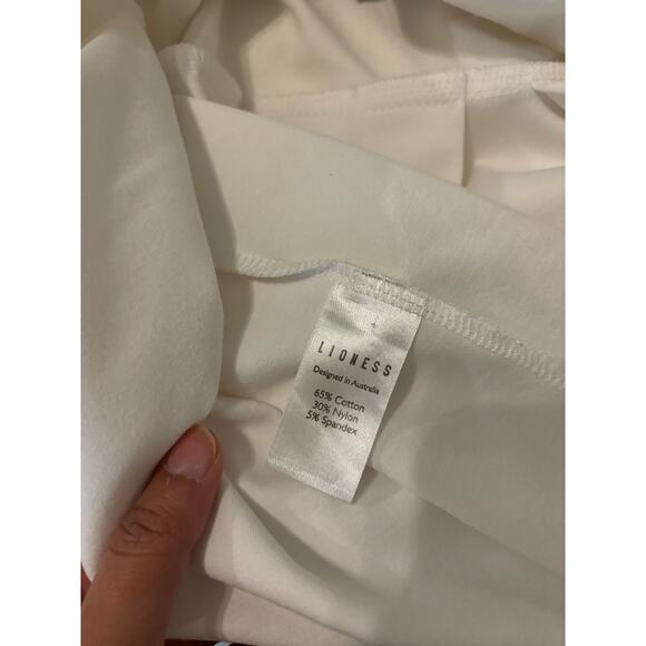 LIONESS Rescue Me Pleat Mini Skirt Sz L - Picture 5 of 5